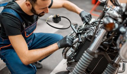 Symptoms of A Bad Starter Relay on A Motorcycle